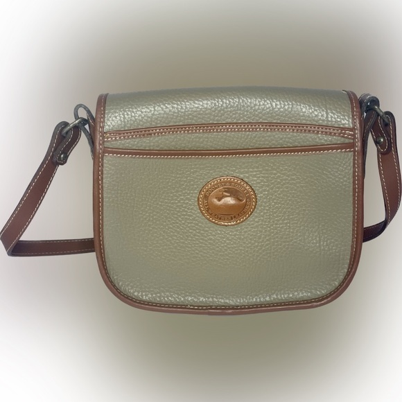 Dooney & Bourke Handbags - Vintage Dooney & Burke Crossbody Beige